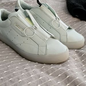 Adidas sleek size 7 rare color